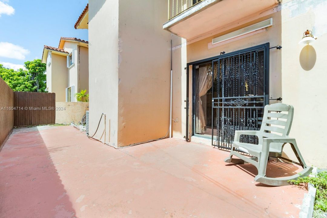 For Sale: $495,000 (3 beds, 2 baths, 1810 Square Feet)