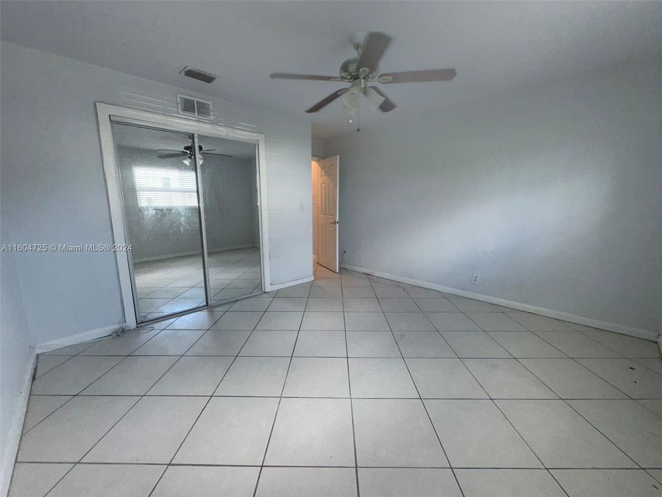 For Rent: $3,650 (3 beds, 2 baths, 1470 Square Feet)