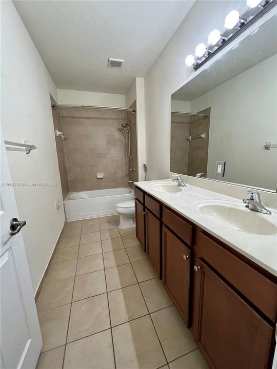 Active With Contract: $3,800 (3 beds, 2 baths, 2267 Square Feet)