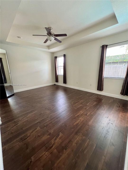 Active With Contract: $3,800 (3 beds, 2 baths, 2267 Square Feet)