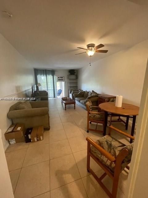 For Rent: $1,900 (1 beds, 1 baths, 565 Square Feet)