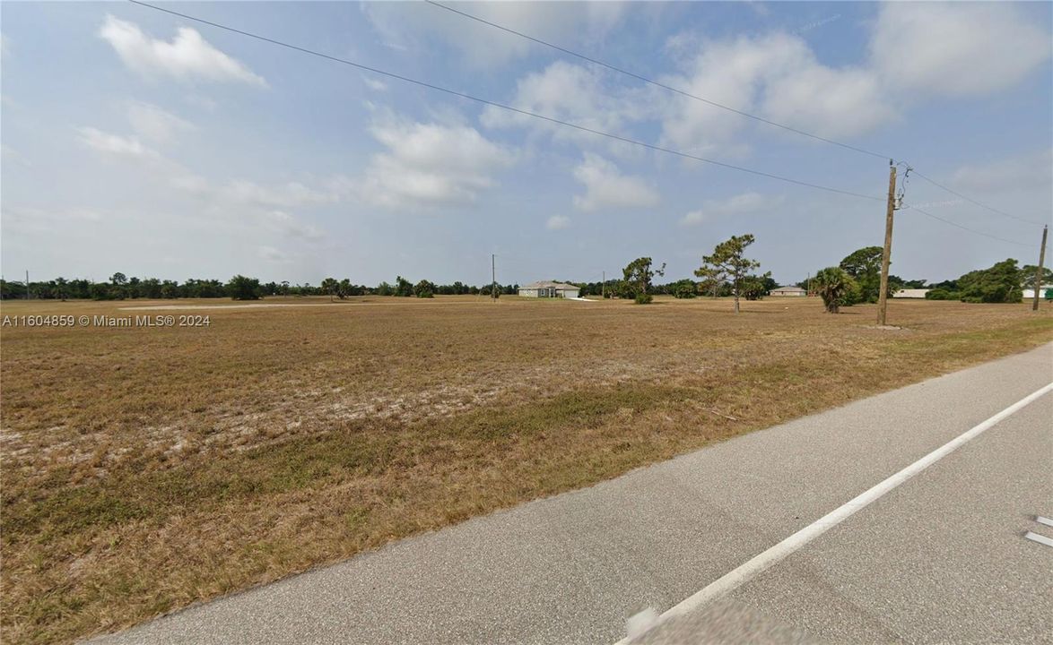 For Sale: $42,000 (0.17 acres)