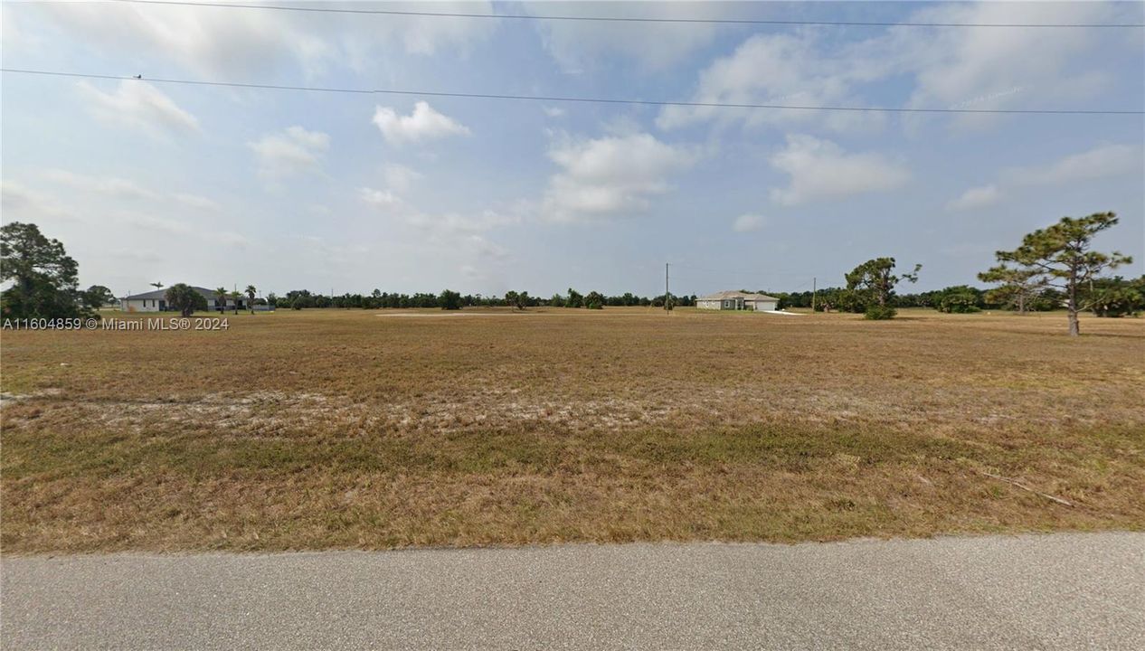 For Sale: $42,000 (0.17 acres)