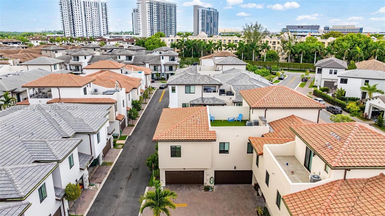 For Sale: $696,900 (3 beds, 2 baths, 1570 Square Feet)