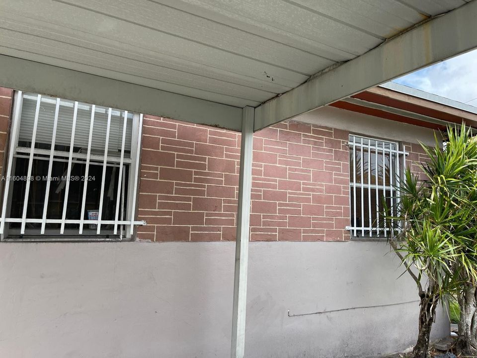 En Venta: $425,000 (0 camas, 0 baños, 1440 Pies cuadrados)