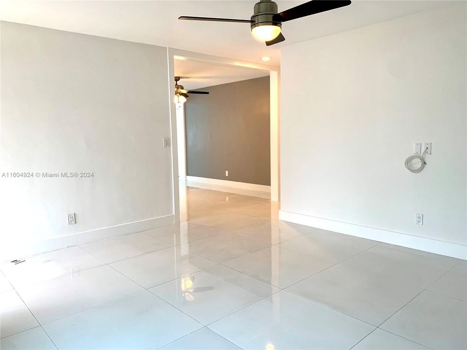 For Rent: $3,850 (3 beds, 2 baths, 1480 Square Feet)