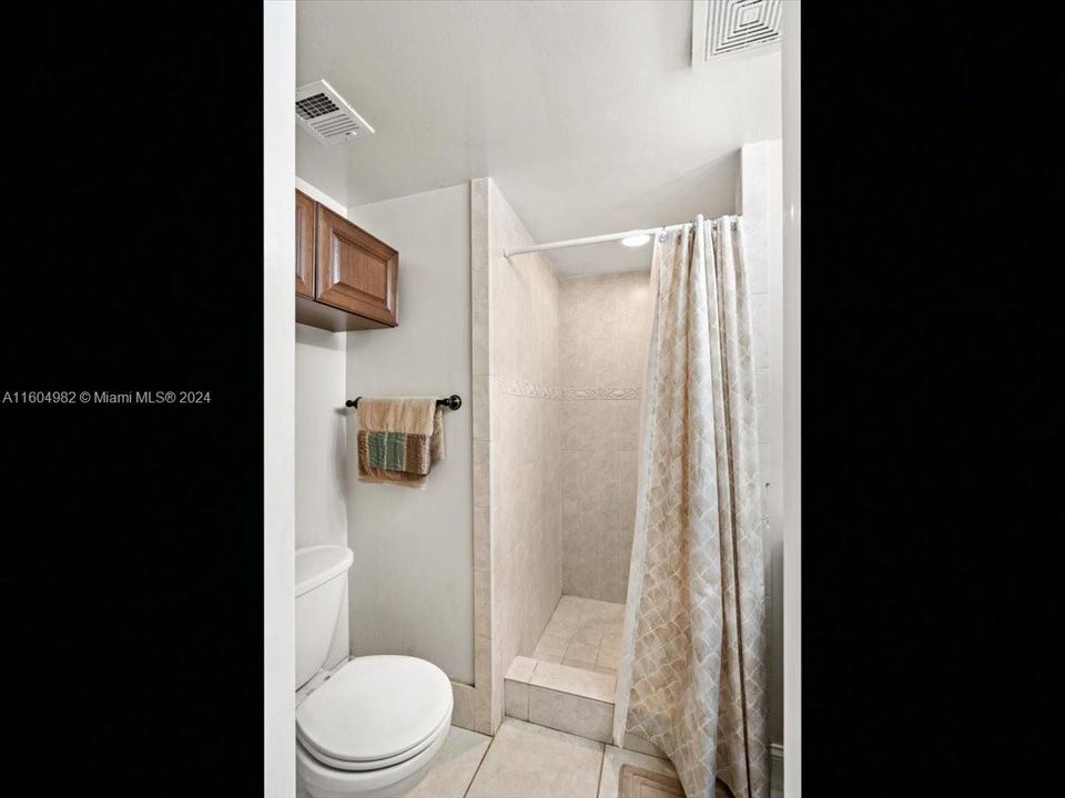 待售: $599,900 (4 贝兹, 3 浴室, 2160 平方英尺)