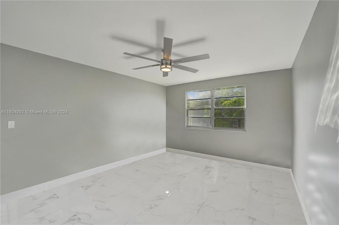 For Sale: $249,500 (2 beds, 2 baths, 1157 Square Feet)