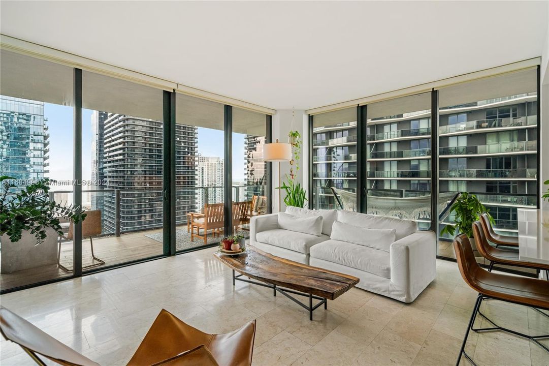 Active With Contract: $6,100 (2 beds, 2 baths, 1270 Square Feet)
