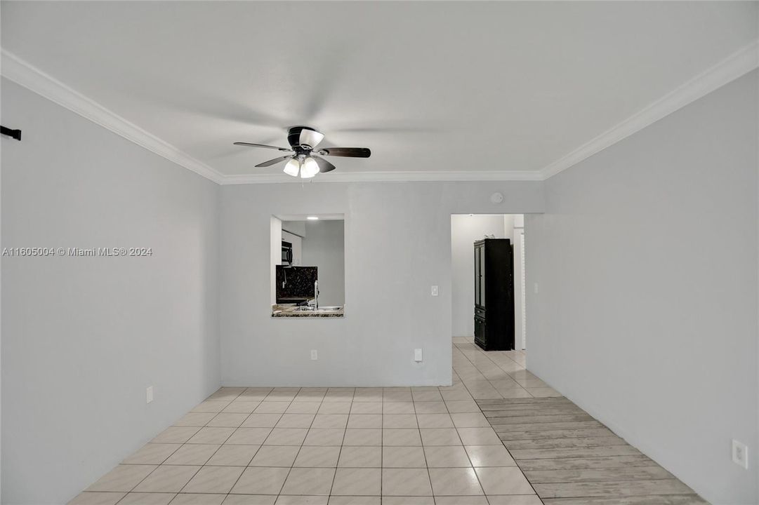 For Sale: $259,900 (2 beds, 2 baths, 1230 Square Feet)