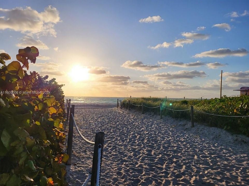 最近租的: $2,575 (2 贝兹, 2 浴室, 986 平方英尺)