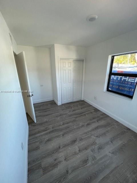 For Rent: $2,500 (1 beds, 1 baths, 2400 Square Feet)