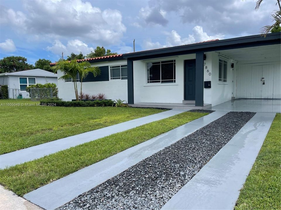 For Sale: $749,000 (3 beds, 2 baths, 1541 Square Feet)