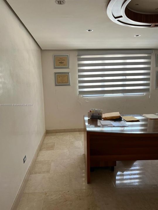 En Venta: $594,000 (6 camas, 5 baños, 0 Pies cuadrados)