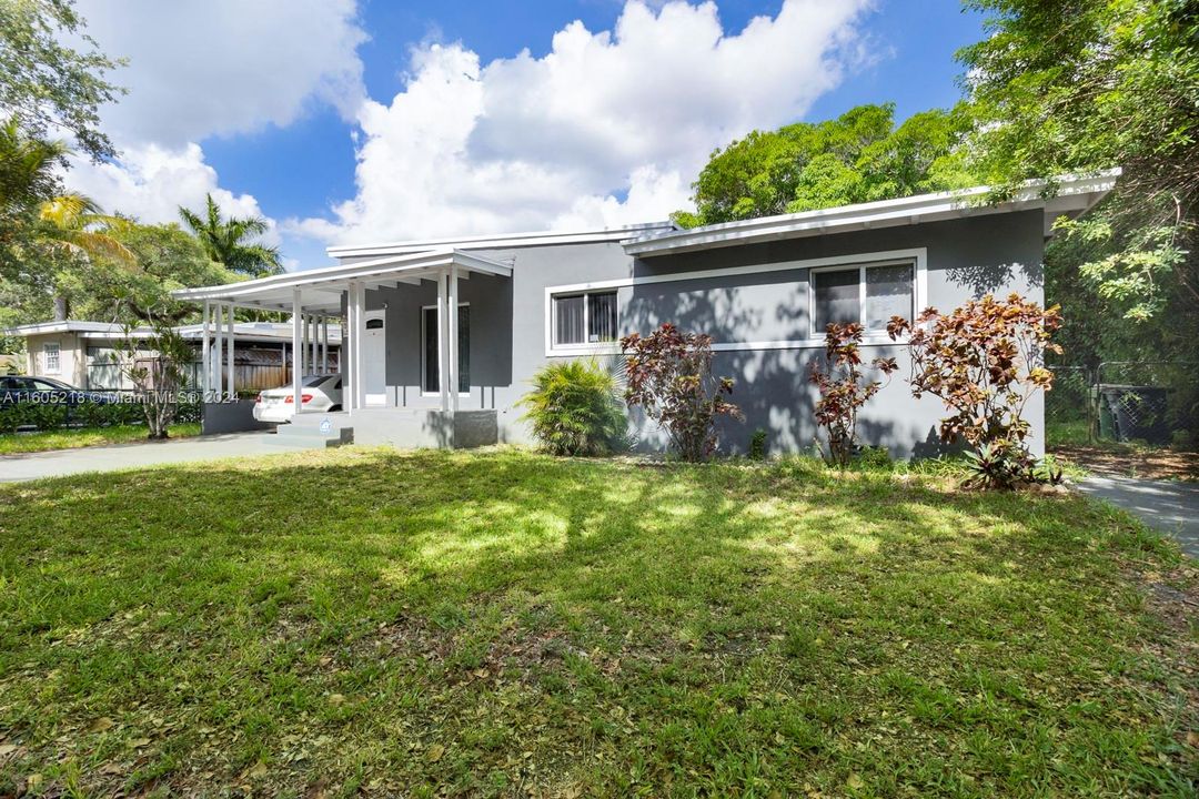 For Sale: $599,000 (3 beds, 2 baths, 1646 Square Feet)