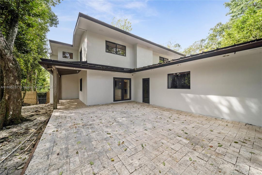 En Venta: $2,649,000 (4 camas, 3 baños, 4480 Pies cuadrados)