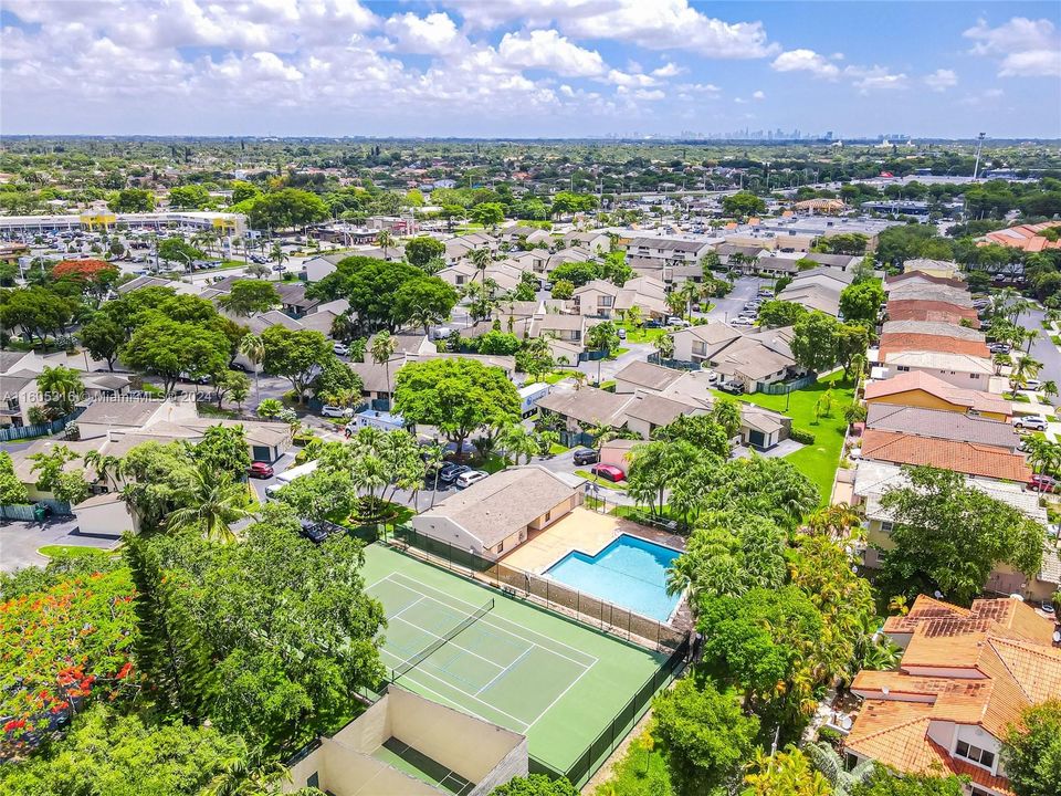 For Sale: $465,000 (3 beds, 2 baths, 1593 Square Feet)