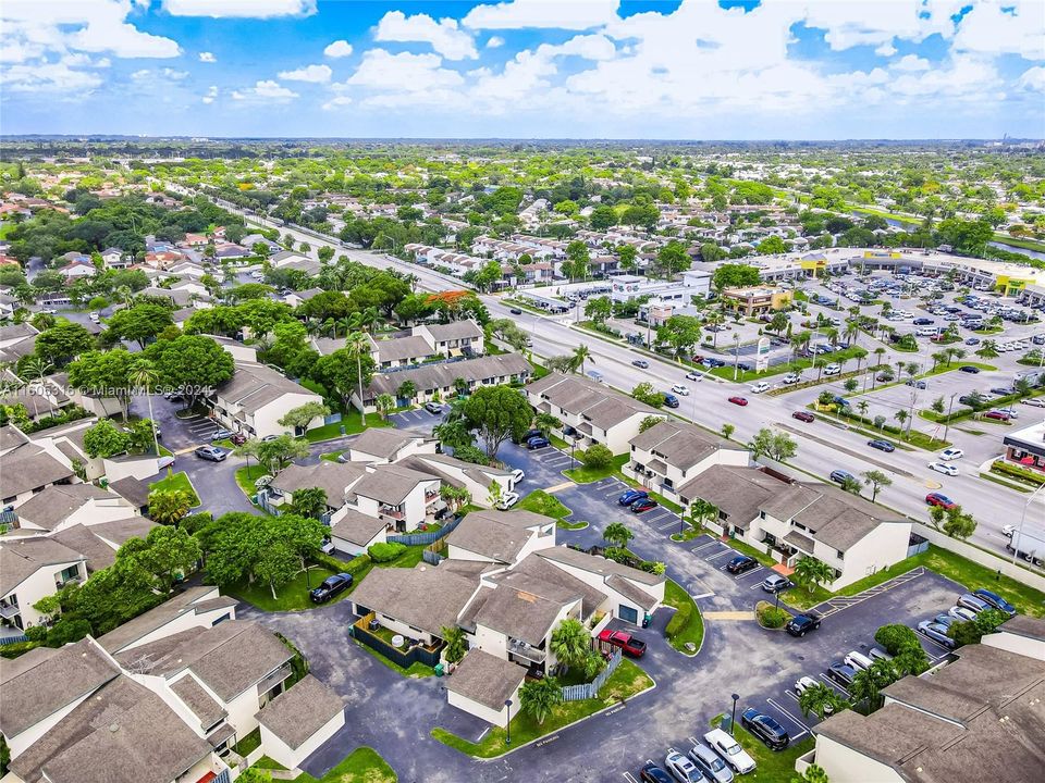 Active With Contract: $449,900 (3 beds, 2 baths, 1593 Square Feet)