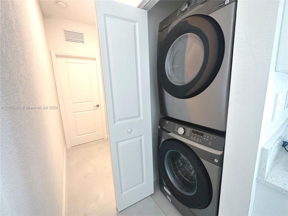 For Rent: $1,775 (1 beds, 1 baths, 0 Square Feet)