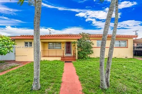 Active With Contract: $579,000 (4 beds, 3 baths, 1445 Square Feet)