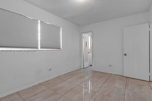 Activo con contrato: $579,000 (4 camas, 3 baños, 1445 Pies cuadrados)