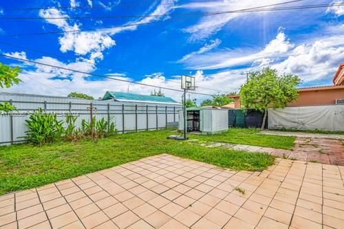 Active With Contract: $579,000 (4 beds, 3 baths, 1445 Square Feet)