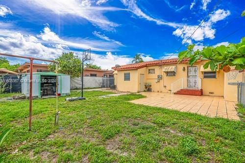 Active With Contract: $579,000 (4 beds, 3 baths, 1445 Square Feet)