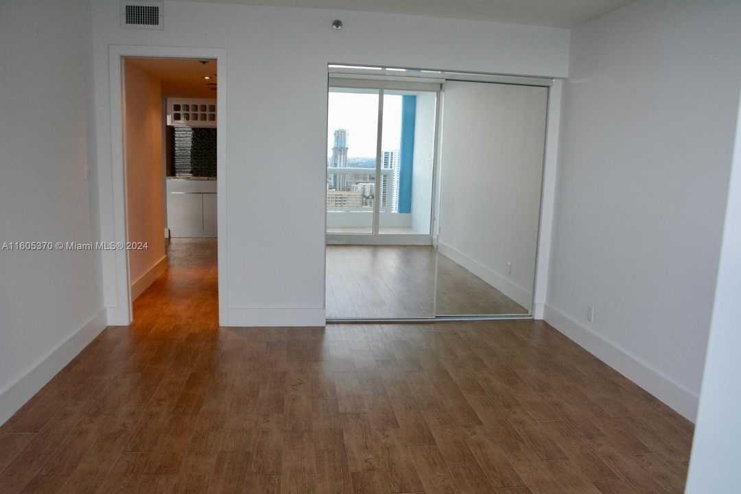 For Rent: $4,500 (2 beds, 2 baths, 1464 Square Feet)