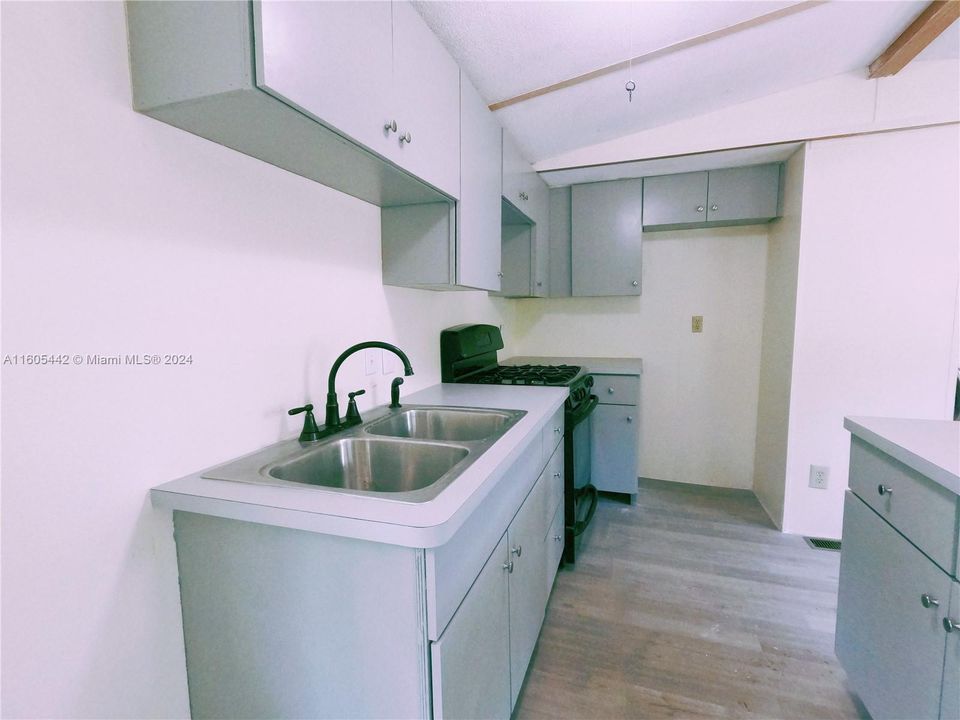 For Sale: $280,000 (2 beds, 1 baths, 0 Square Feet)