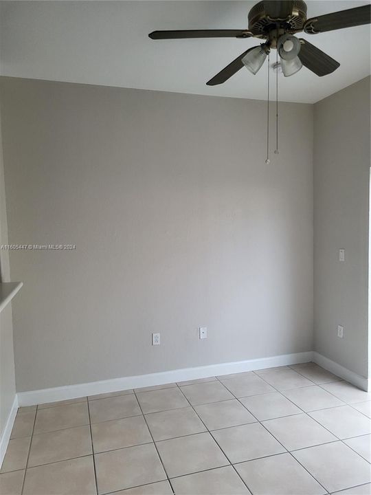 For Rent: $2,200 (3 beds, 2 baths, 1060 Square Feet)