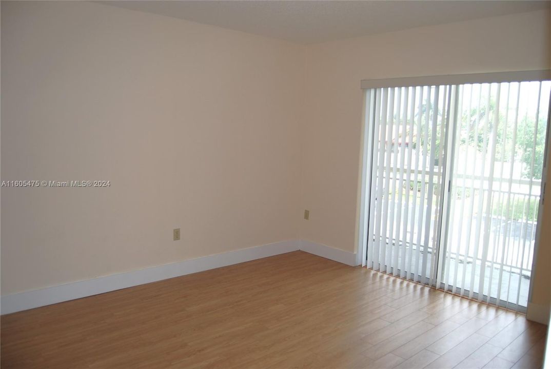 Recently Rented: $2,000 (2 beds, 2 baths, 1113 Square Feet)