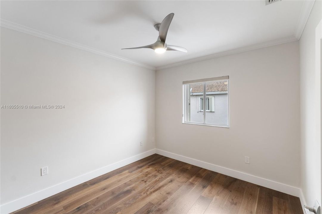 Active With Contract: $4,000 (4 beds, 2 baths, 1743 Square Feet)