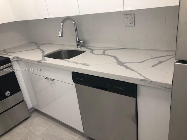 For Rent: $2,400 (2 beds, 2 baths, 798 Square Feet)