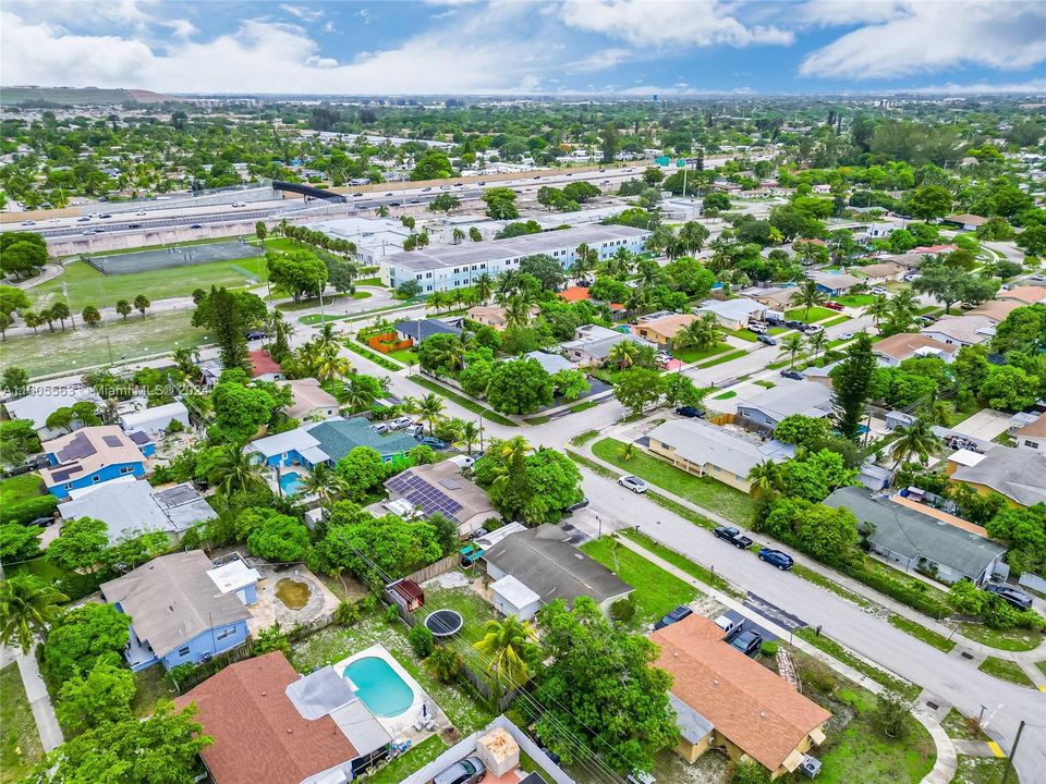 Active With Contract: $399,000 (3 beds, 2 baths, 1285 Square Feet)