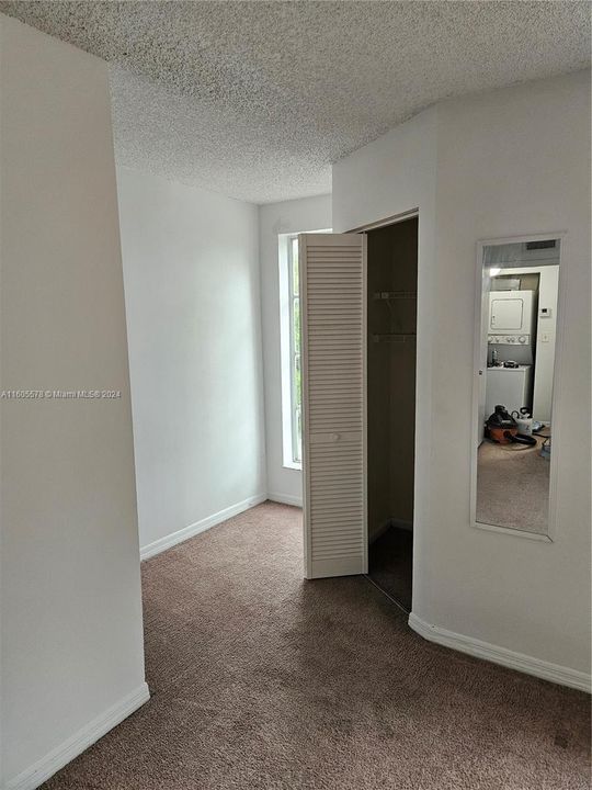 For Rent: $2,000 (1 beds, 1 baths, 676 Square Feet)