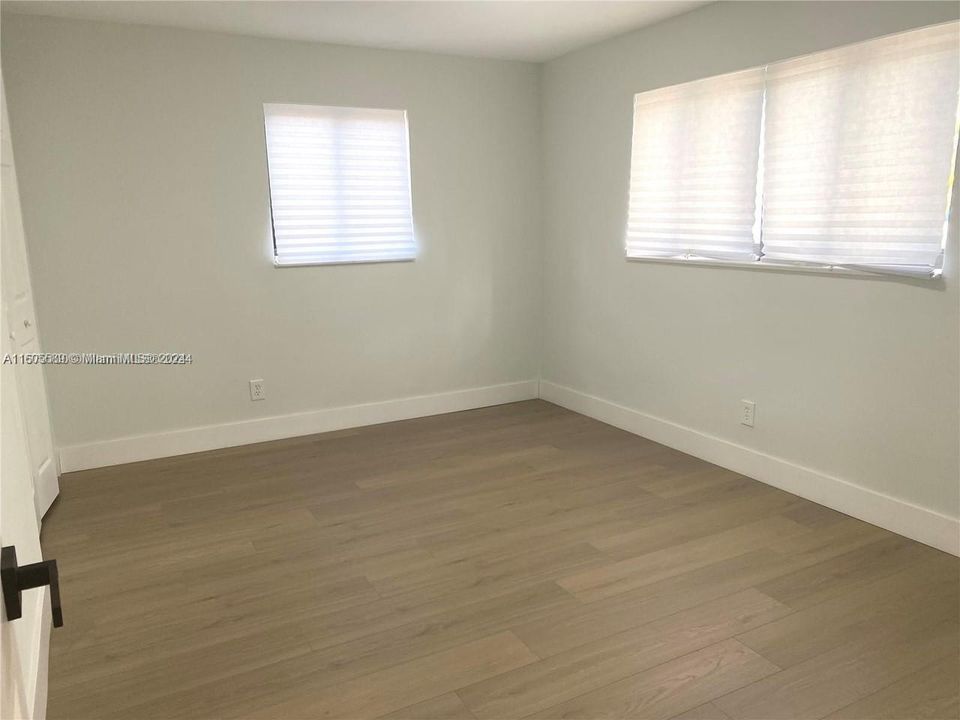 For Rent: $3,200 (3 beds, 2 baths, 1371 Square Feet)