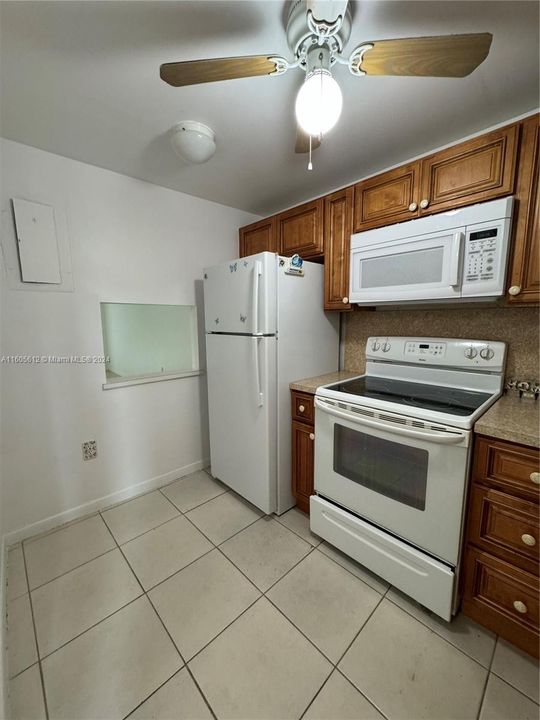 For Sale: $145,000 (2 beds, 2 baths, 850 Square Feet)