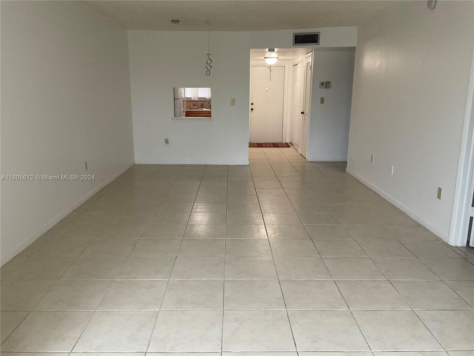 For Sale: $145,000 (2 beds, 2 baths, 850 Square Feet)