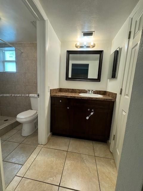 For Rent: $2,350 (2 beds, 2 baths, 1020 Square Feet)