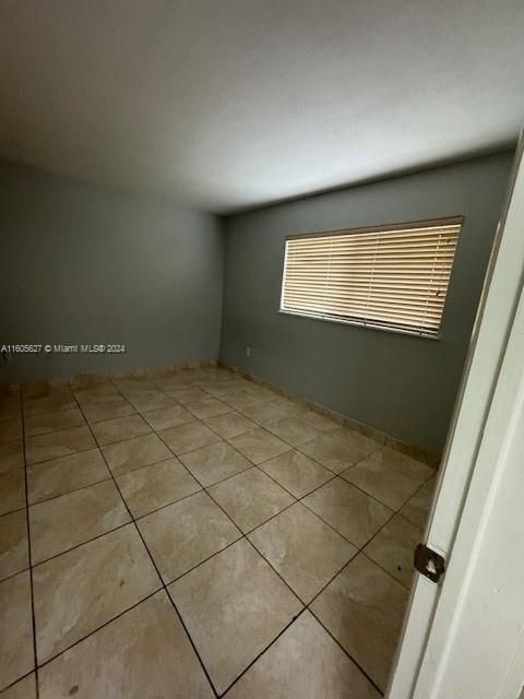 For Rent: $2,350 (2 beds, 2 baths, 1020 Square Feet)