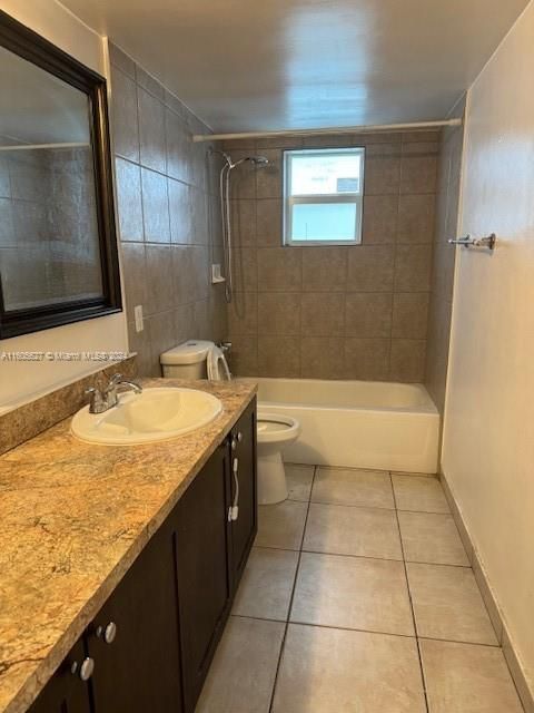 For Rent: $2,350 (2 beds, 2 baths, 1020 Square Feet)