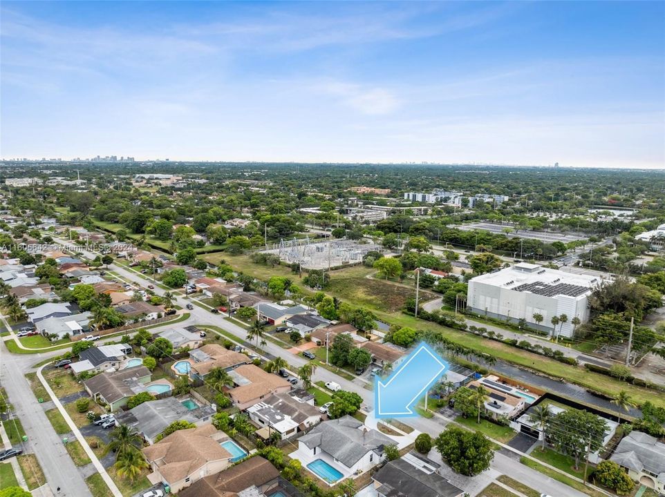 For Sale: $534,999 (3 beds, 2 baths, 1813 Square Feet)