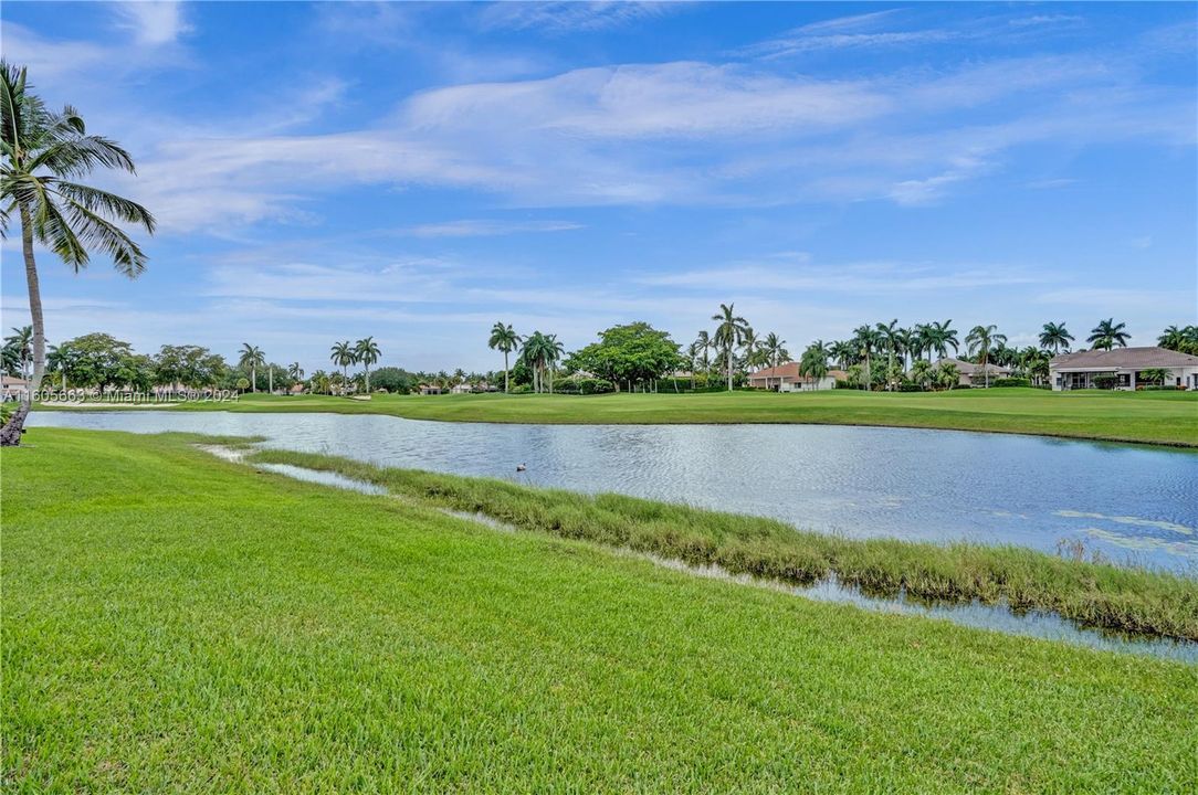 For Sale: $1,850,000 (5 beds, 3 baths, 3536 Square Feet)