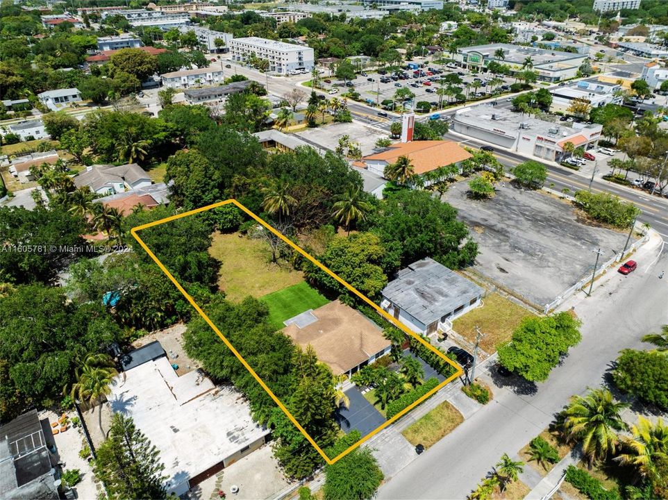 HUGE 17,000 sf lot, with a Spectacular 3/2 single-family 1,985 sq ft home in buzzing North Miami neighborhood.