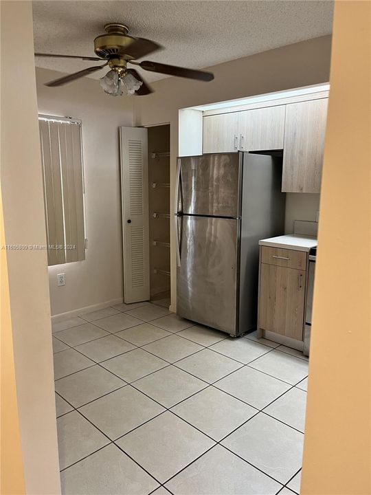 For Sale: $260,000 (2 beds, 2 baths, 1207 Square Feet)