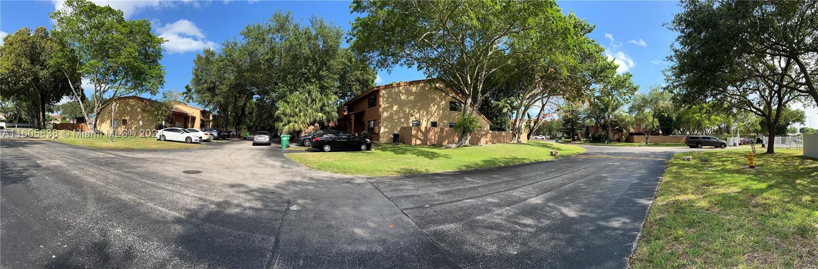 Recently Sold: $535,000 (3 beds, 2 baths, 1965 Square Feet)