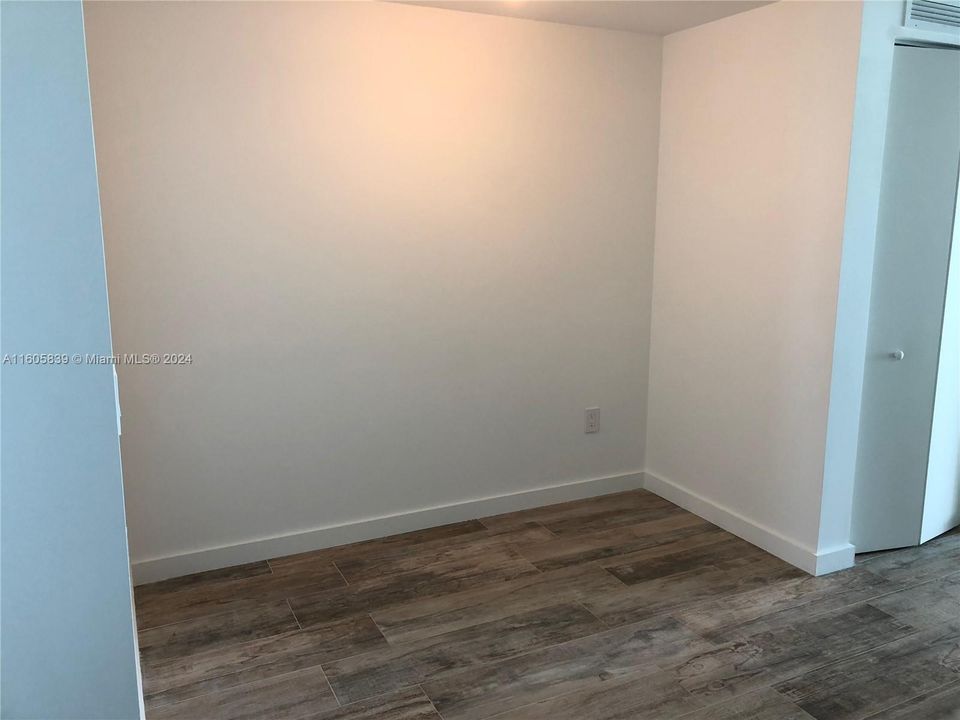 For Rent: $5,200 (2 beds, 2 baths, 1067 Square Feet)