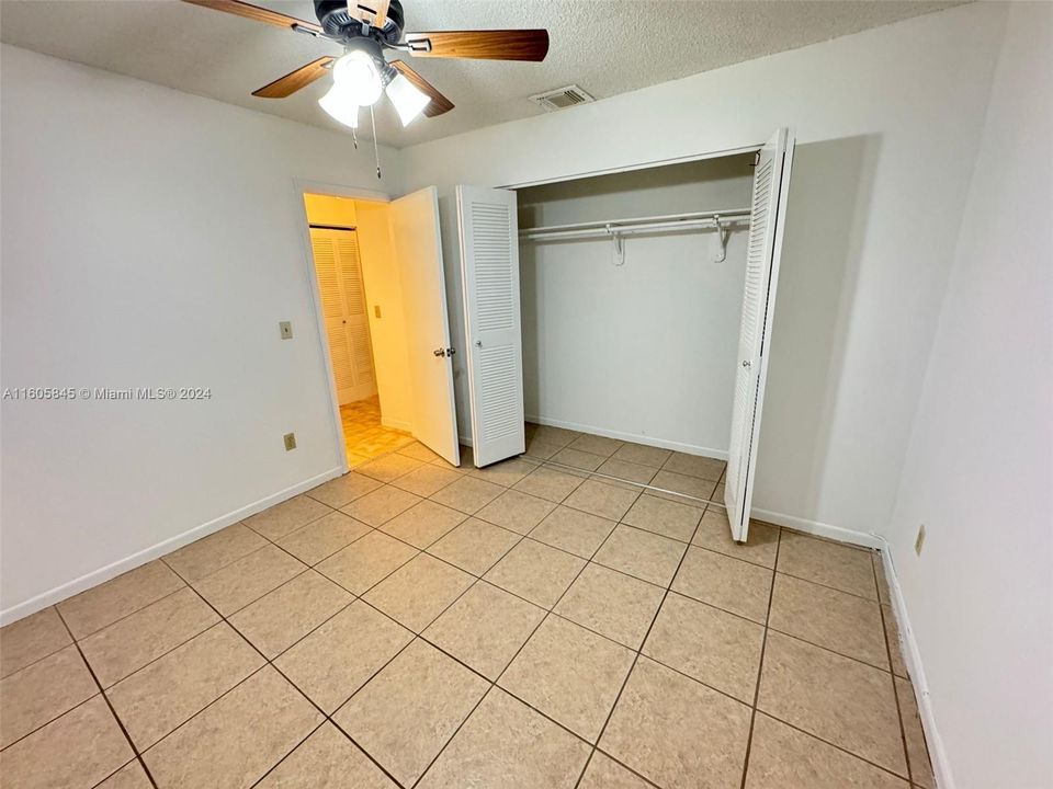 Active With Contract: $3,000 (3 beds, 2 baths, 2680 Square Feet)