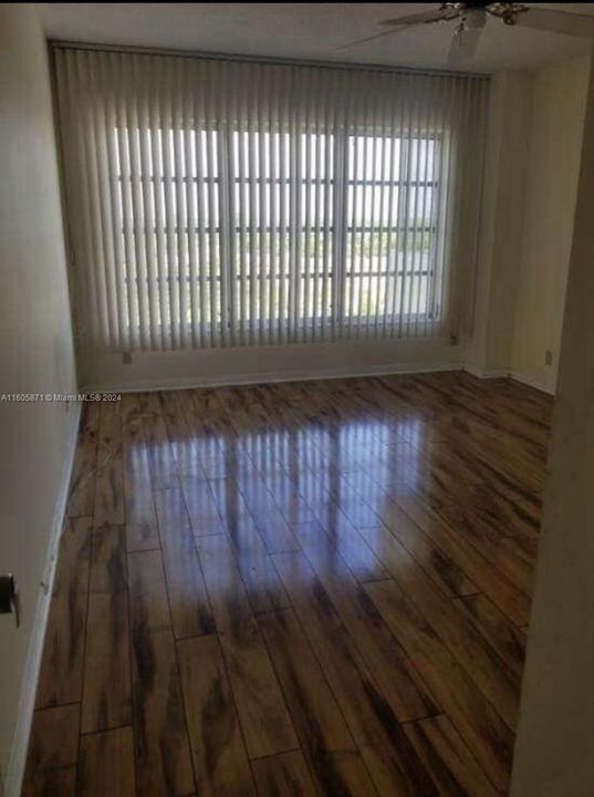 For Rent: $2,100 (2 beds, 2 baths, 1350 Square Feet)