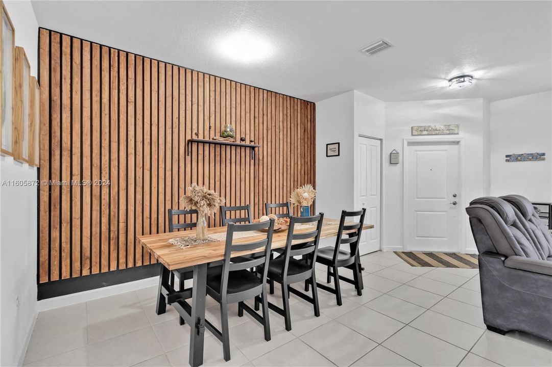 For Sale: $448,000 (3 beds, 2 baths, 1610 Square Feet)